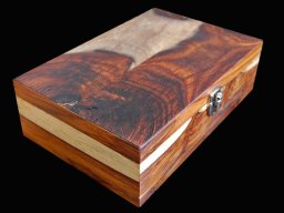 Holzkistchen